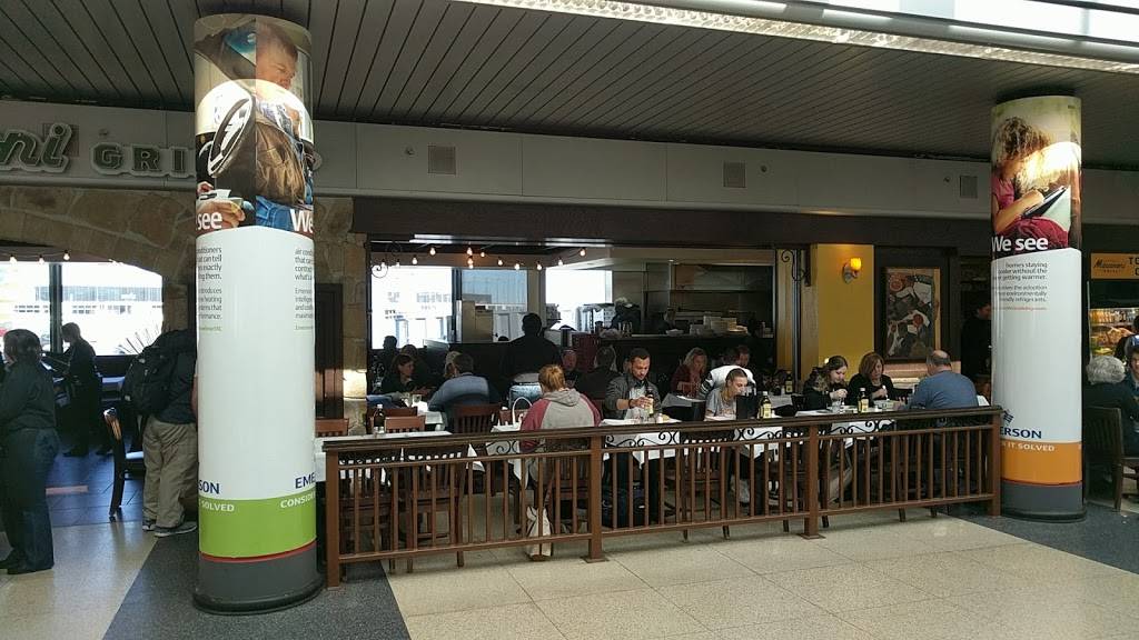 Romanos Macaroni Grill | restaurant | International Airport, Chicago, IL 60666, USA | 7736866180 OR +1 773-686-6180