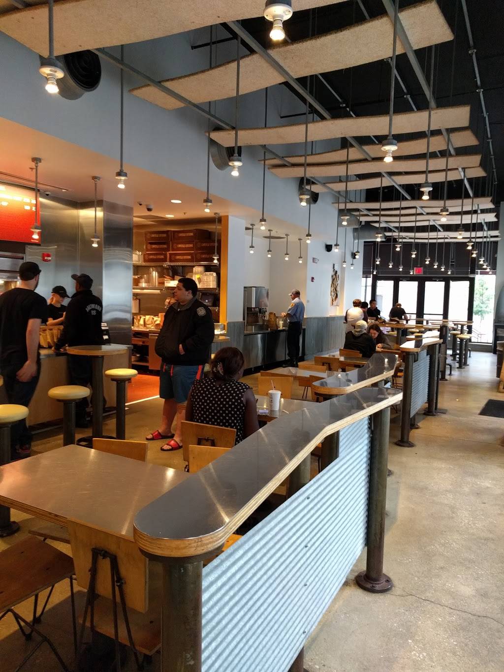 Chipotle Mexican Grill | restaurant | 3201 St Paul St Ste A, Baltimore, MD 21218, USA | 4106621701 OR +1 410-662-1701