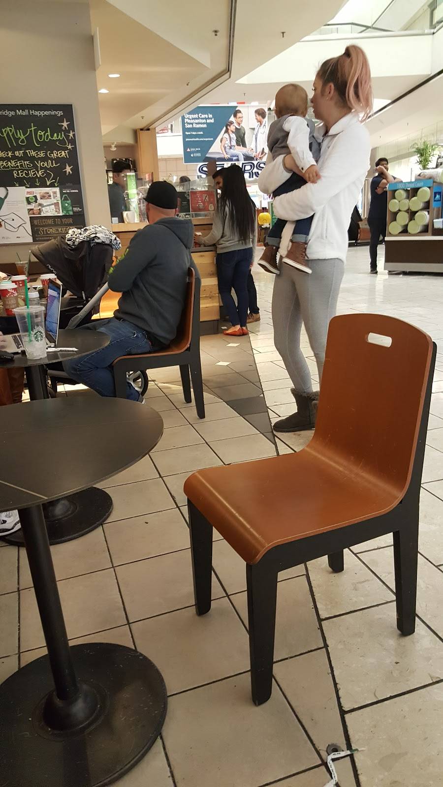 Starbucks | cafe | 1408 Stoneridge Mall Rd E124, Pleasanton, CA 94588, USA | 9257370377 OR +1 925-737-0377