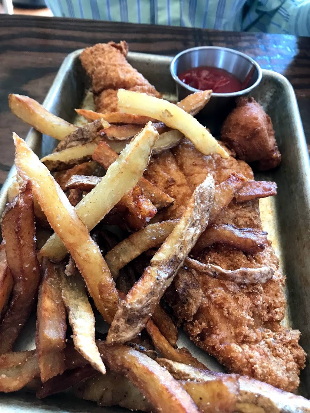 The Second Line | restaurant | 2144 Monroe Ave, Memphis, TN 38104, USA | 9015902829 OR +1 901-590-2829