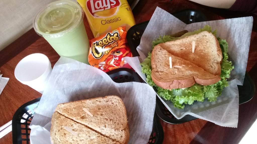 Wienerschnitzel | restaurant | 315 S Main St, Corona, CA 92882, USA | 9518080946 OR +1 951-808-0946