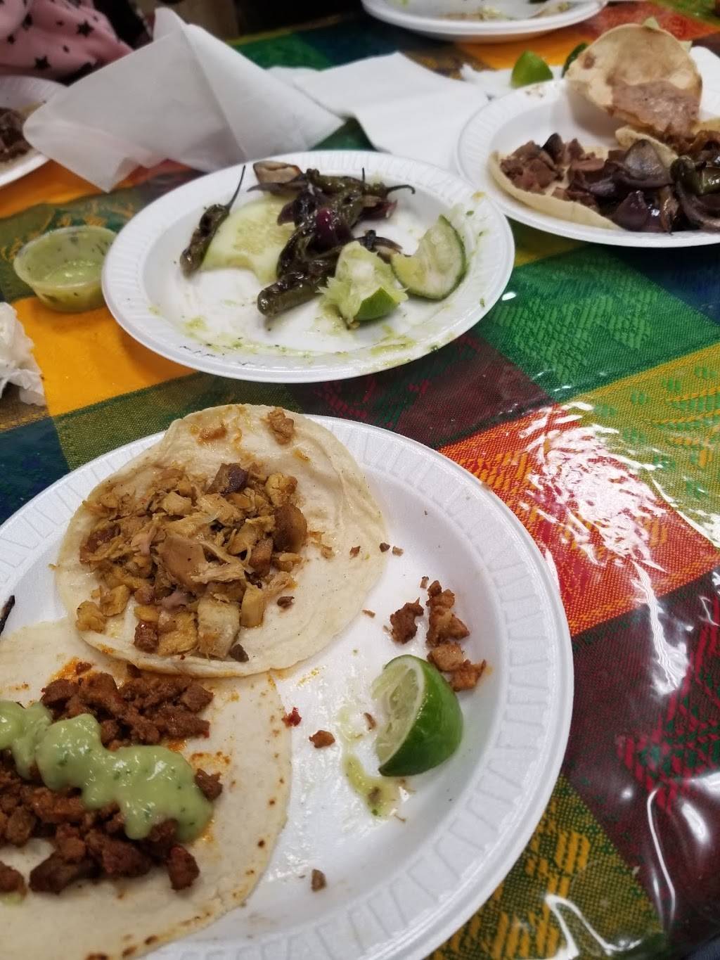 Tacos Del Guero | restaurant | 40 Hornlein Ct, Gilroy, CA 95020, USA | 4085604898 OR +1 408-560-4898