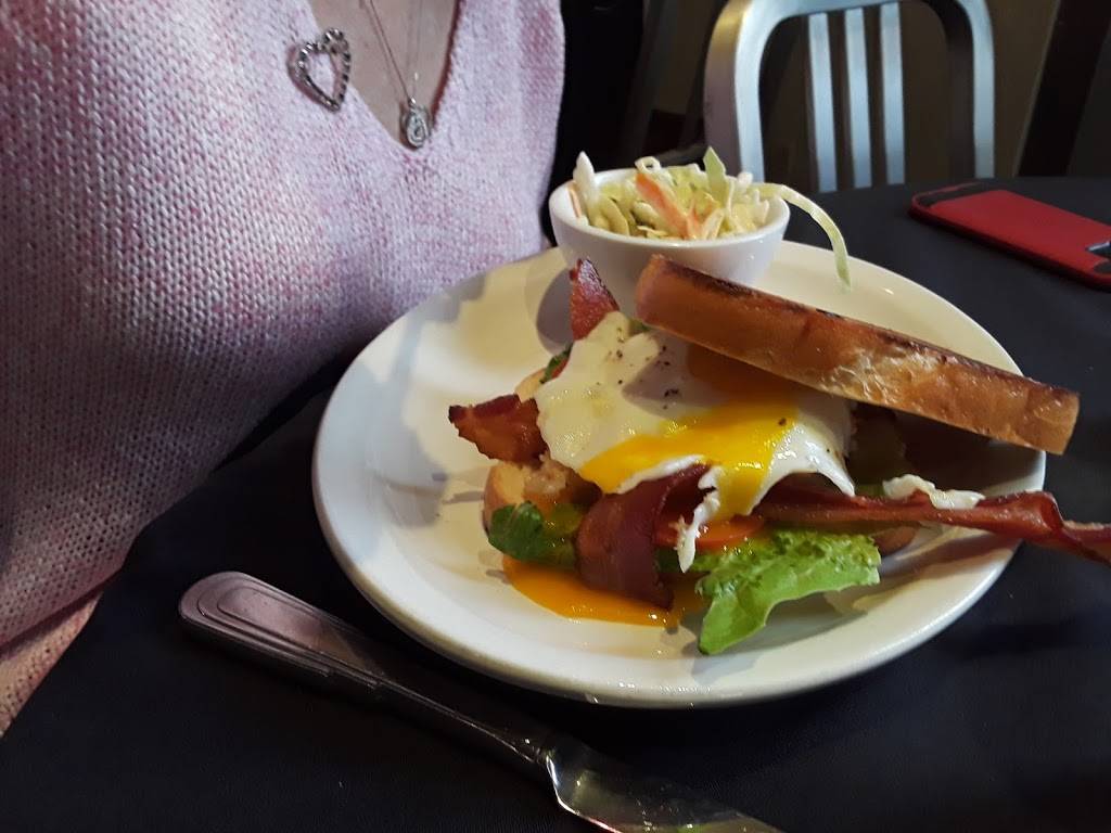 Bizou | restaurant | 259 N Main St, Decatur, IL 62523, USA | 2174227000 OR +1 217-422-7000