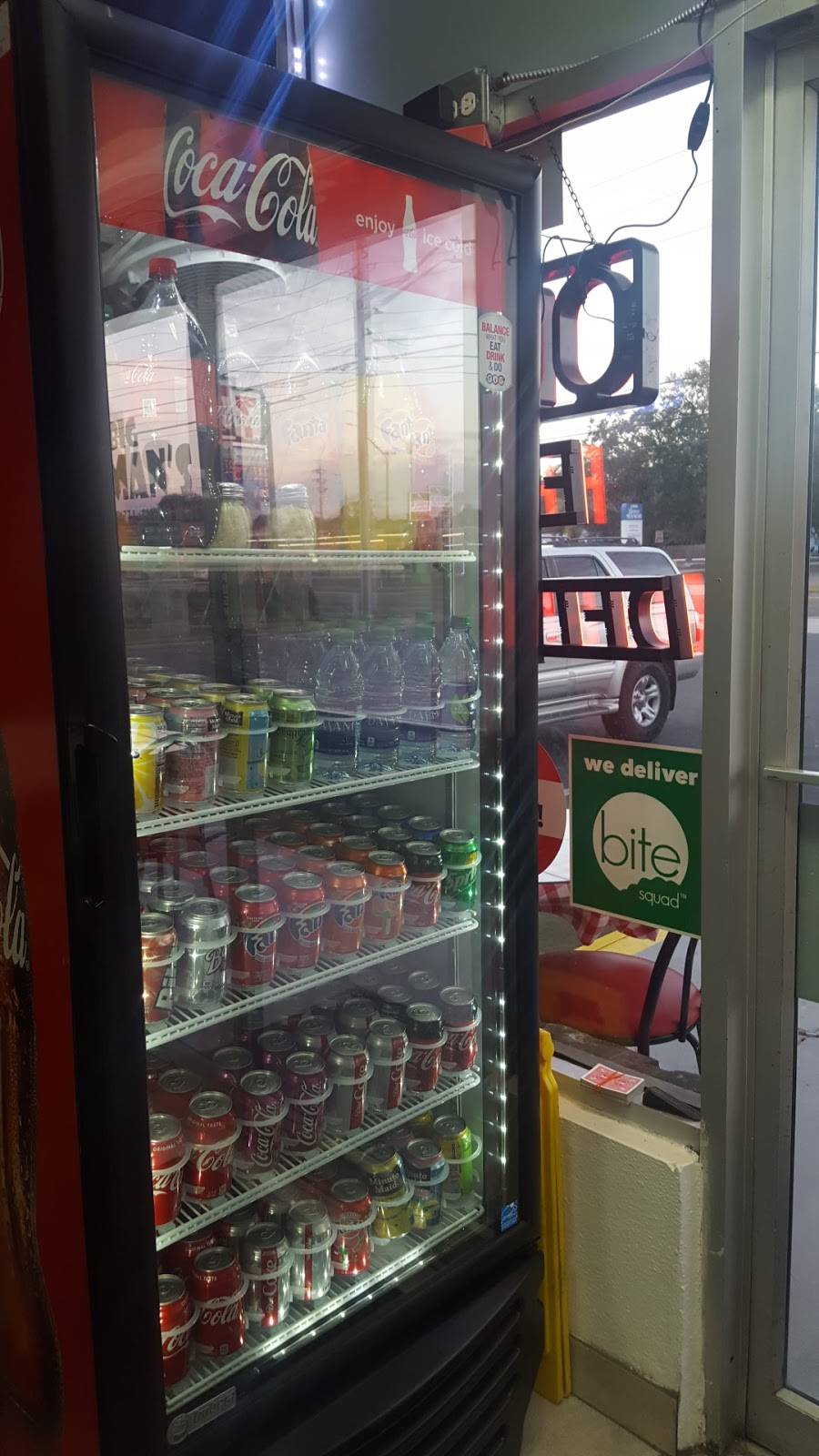 Big Roman’s | restaurant | 1719 Drew St, Clearwater, FL 33755, USA | 7274413300 OR +1 727-441-3300