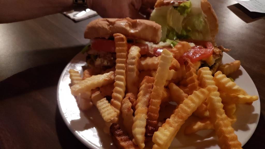 Four Corners Club | restaurant | 72 Pedal Car Dr, Inwood, WV 25428, USA | 3042293443 OR +1 304-229-3443