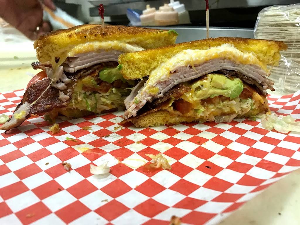 Lumpys Diner | restaurant | 615 Railroad Ave, Pittsburg, CA 94565, USA | 9254393911 OR +1 925-439-3911