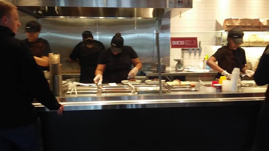 Chipotle Mexican Grill | restaurant | 1516 N Naper Blvd Ste 104, Naperville, IL 60563, USA | 3314574192 OR +1 331-457-4192