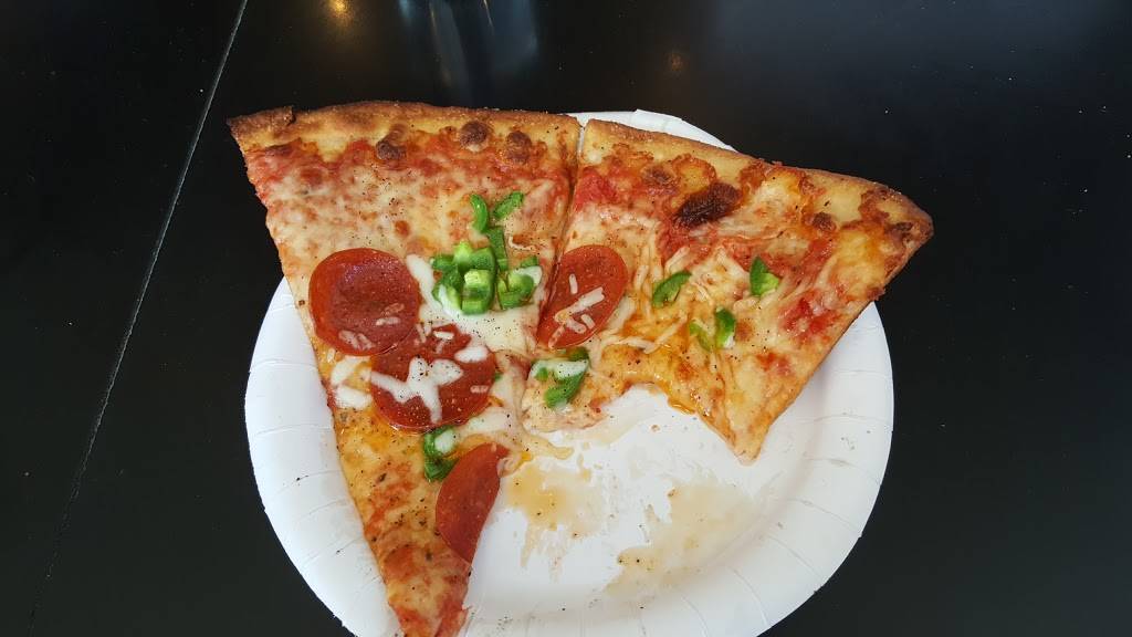 Top Crust Pizzeria | restaurant | 15 Court St, Plymouth, MA 02360, USA | 5087476000 OR +1 508-747-6000