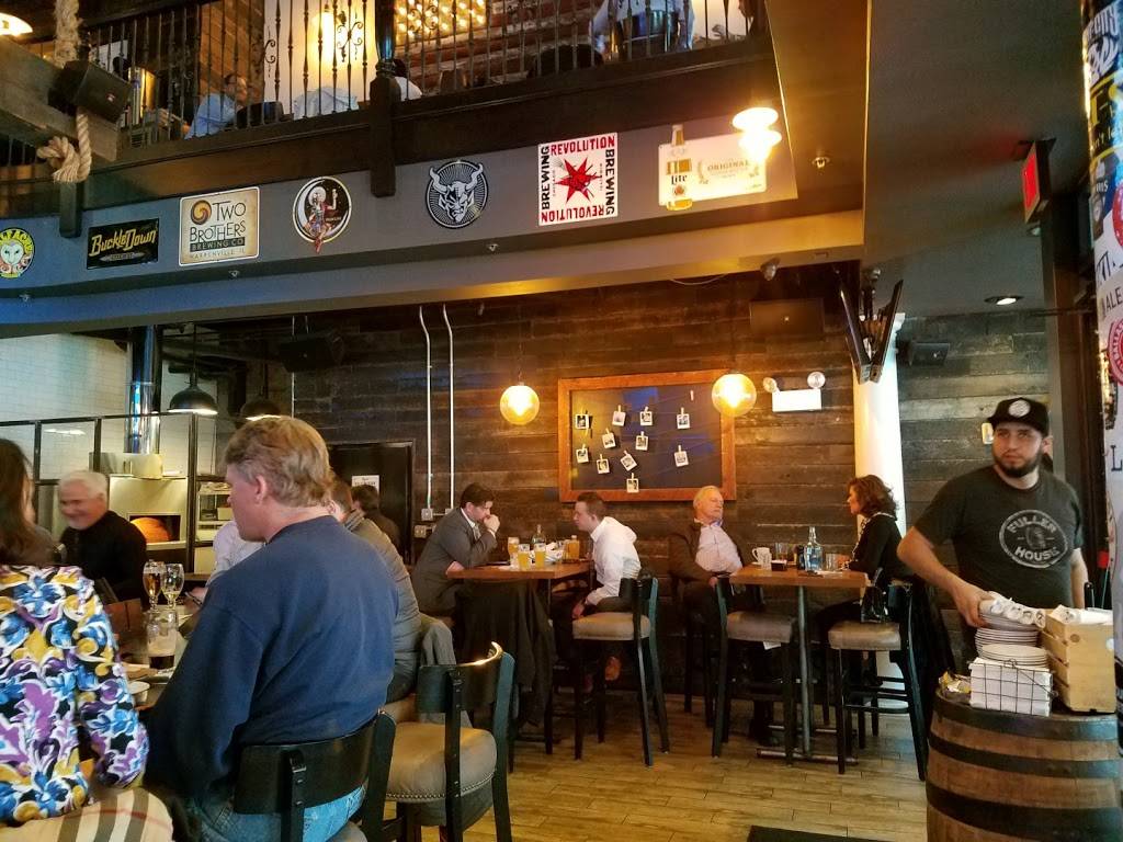 Fuller House | restaurant | 35 E 1st St, Hinsdale, IL 60521, USA | 6305685466 OR +1 630-568-5466