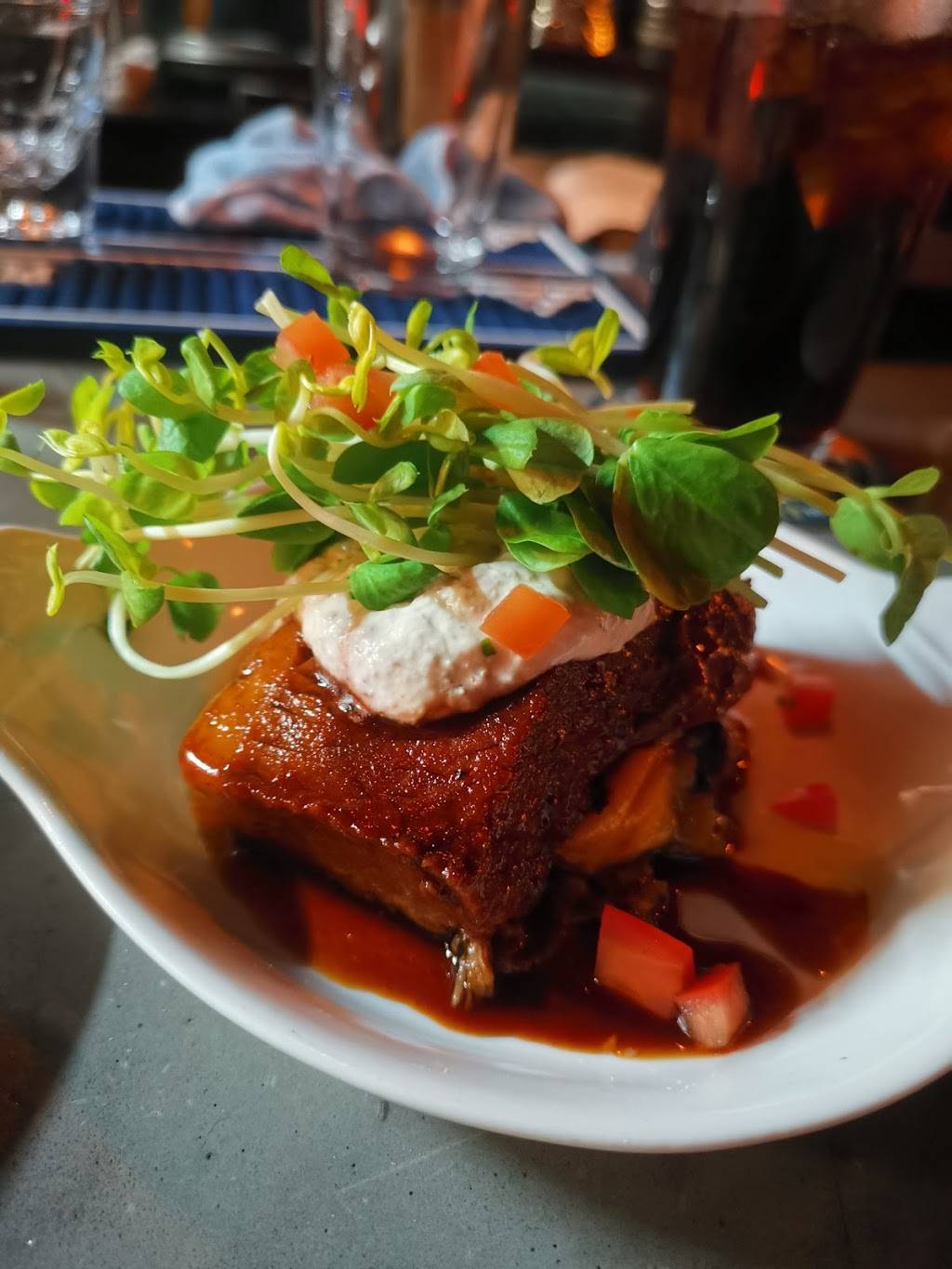 Hunter & Co. | restaurant | 349 Talbot St, London, ON N6A 2R5, Canada | 5196722555 OR +1 519-672-2555