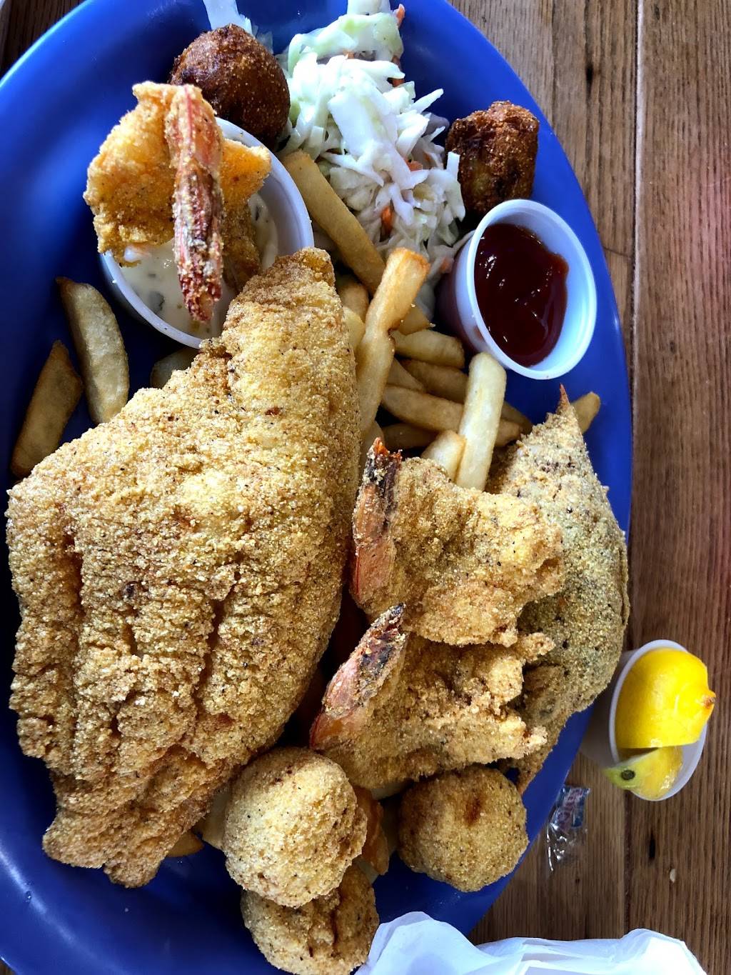 Capt. Bennys Seafood | restaurant | 8253 Gulf Fwy, Houston, TX 77017, USA | 7136430589 OR +1 713-643-0589