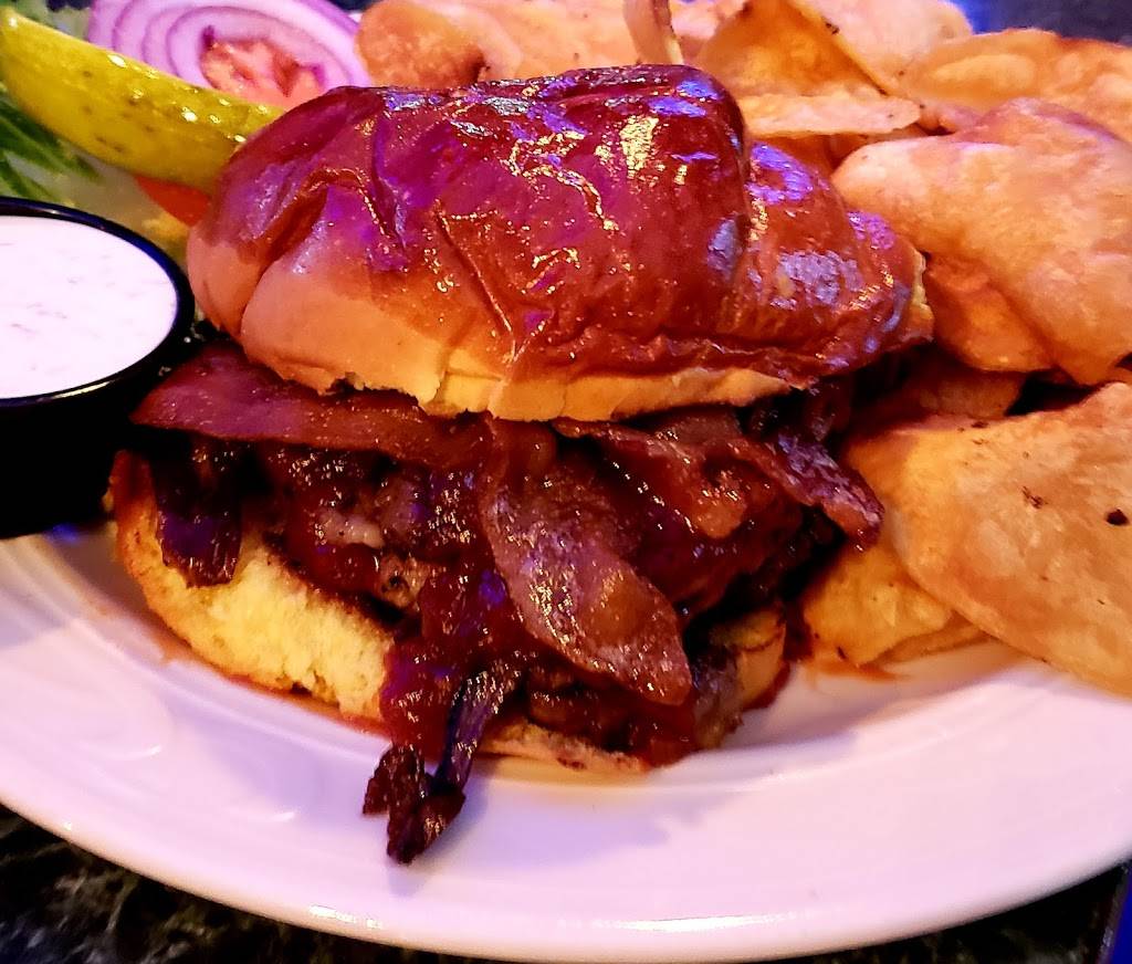 Rumors | restaurant | N7454 Summit Rd, Plymouth, WI 53073, USA | 9207812022 OR +1 920-781-2022