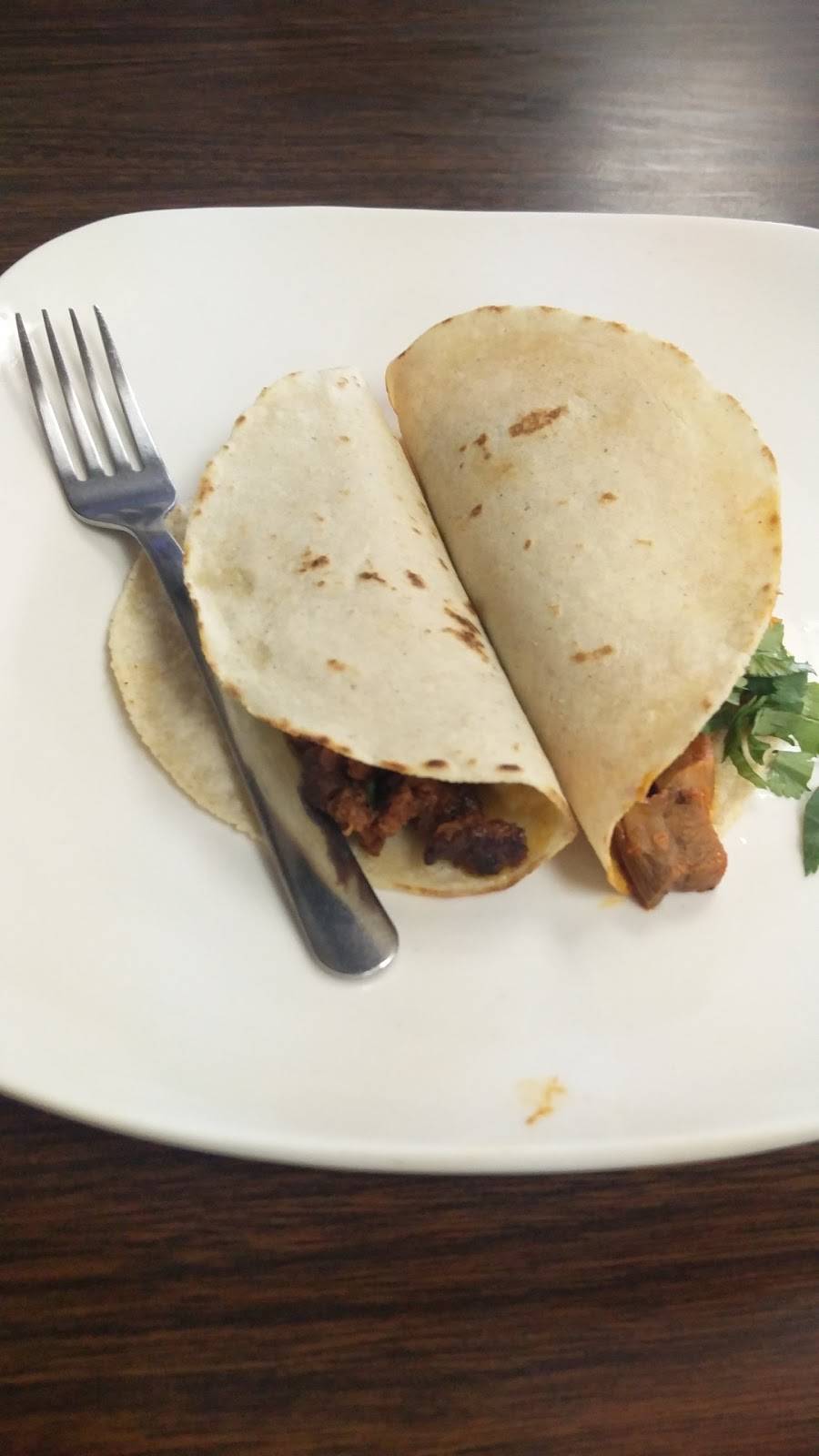 Tacos FAVORITO | restaurant | 1865 Mt Meigs Rd, Montgomery, AL 36107, USA | 3346764222 OR +1 334-676-4222