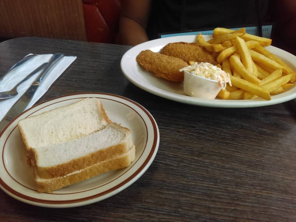 Steves Doghouse | restaurant | 3850 Pearl Rd, Cleveland, OH 44109, USA | 2163981446 OR +1 216-398-1446