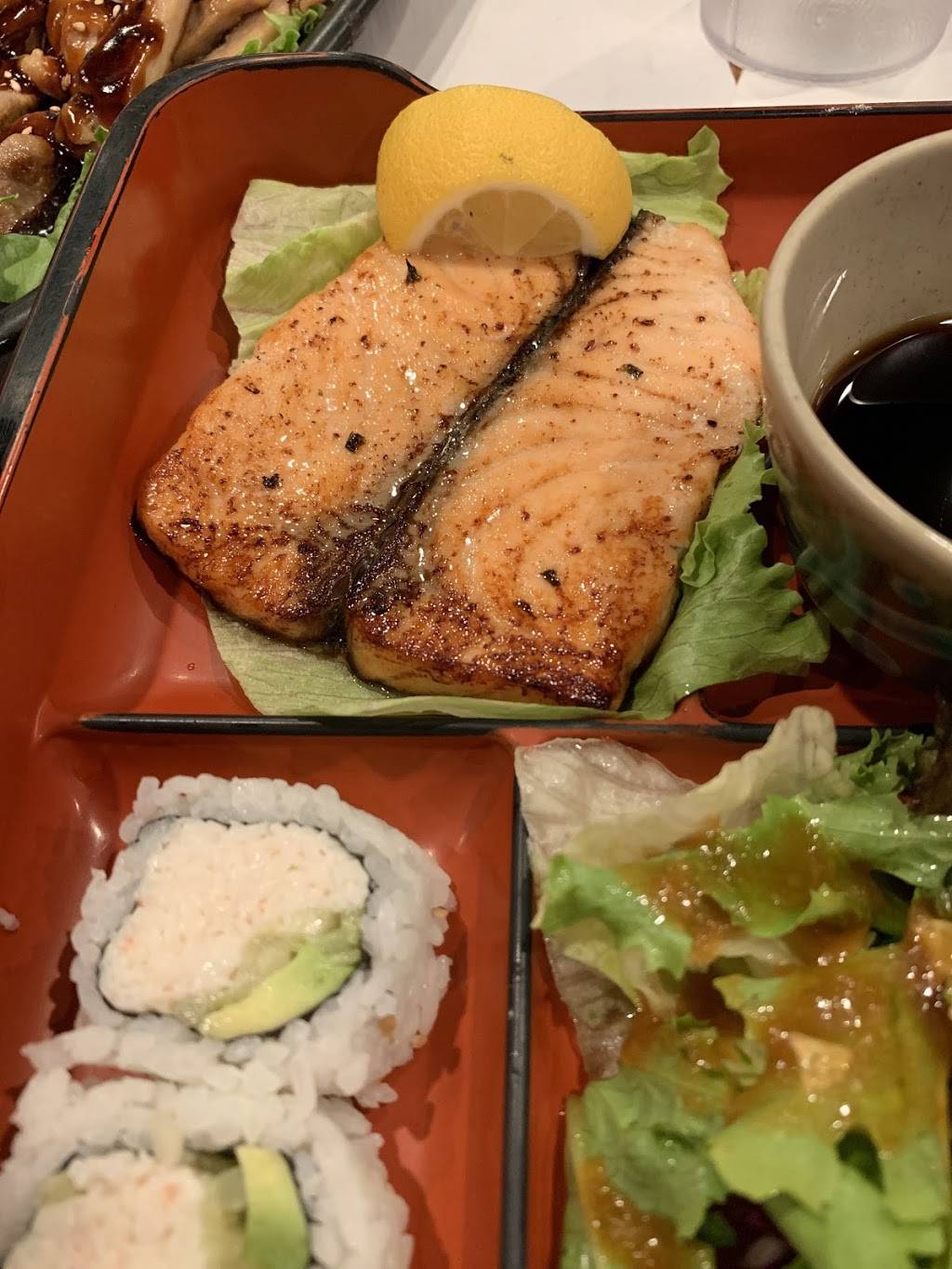 Tak E Sushi and Rolls | restaurant | 1905, 20804 S Figueroa St, Carson, CA 90745, USA | 3103473201 OR +1 310-347-3201