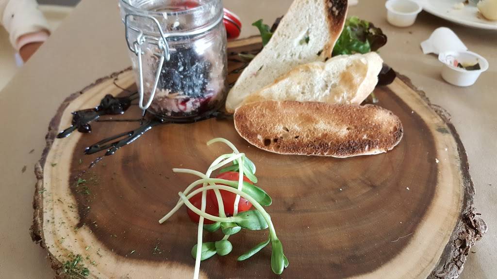 Le Café Du Bistrot | restaurant | 198 Rue Principale, Saint-André-Avellin, QC J0V 1W0, Canada | 8199833966 OR +1 819-983-3966