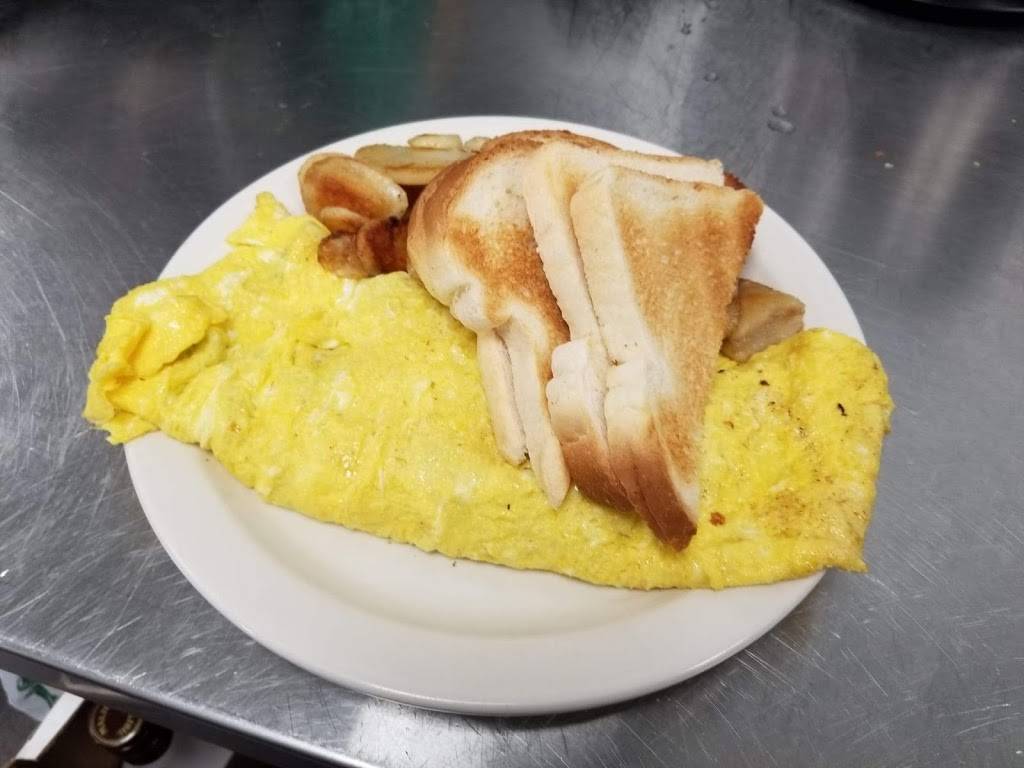 Wagners Country Restaurant LLC | restaurant | 106 S Packer Dr, Francis Creek, WI 54214, USA | 9203235472 OR +1 920-323-5472