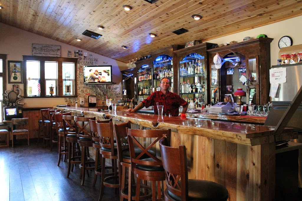 Bucks Lake Lodge | restaurant | 16525 Bucks Lake Rd, Quincy, CA 95971, USA | 5302832262 OR +1 530-283-2262