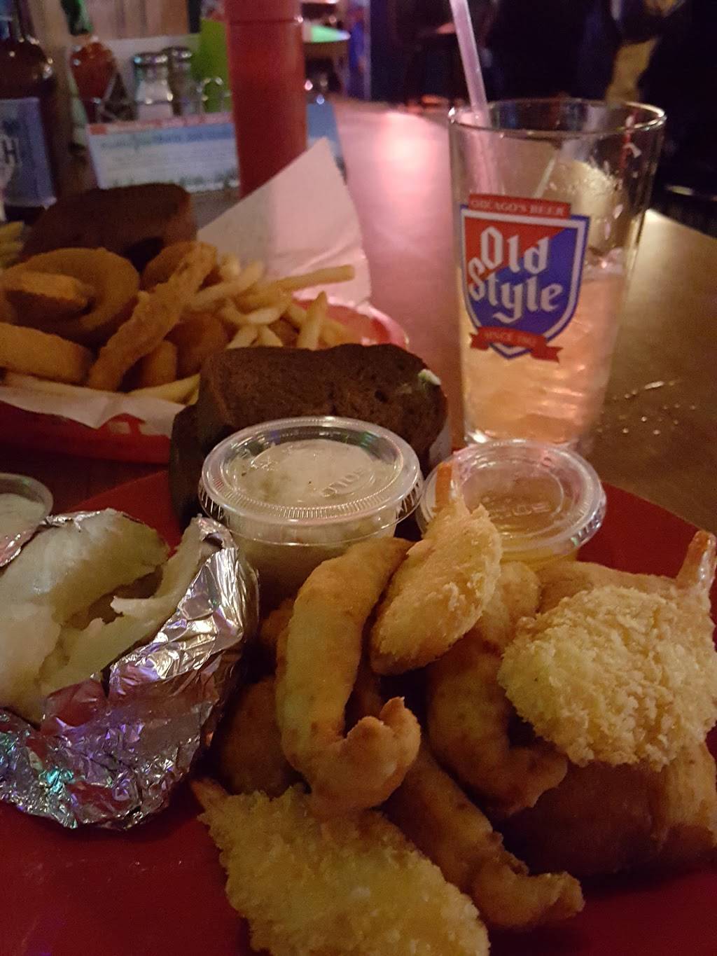 Kamps Bar and Grill | restaurant | 303 Williams St, Combined Locks, WI 54113, USA | 9207889945 OR +1 920-788-9945