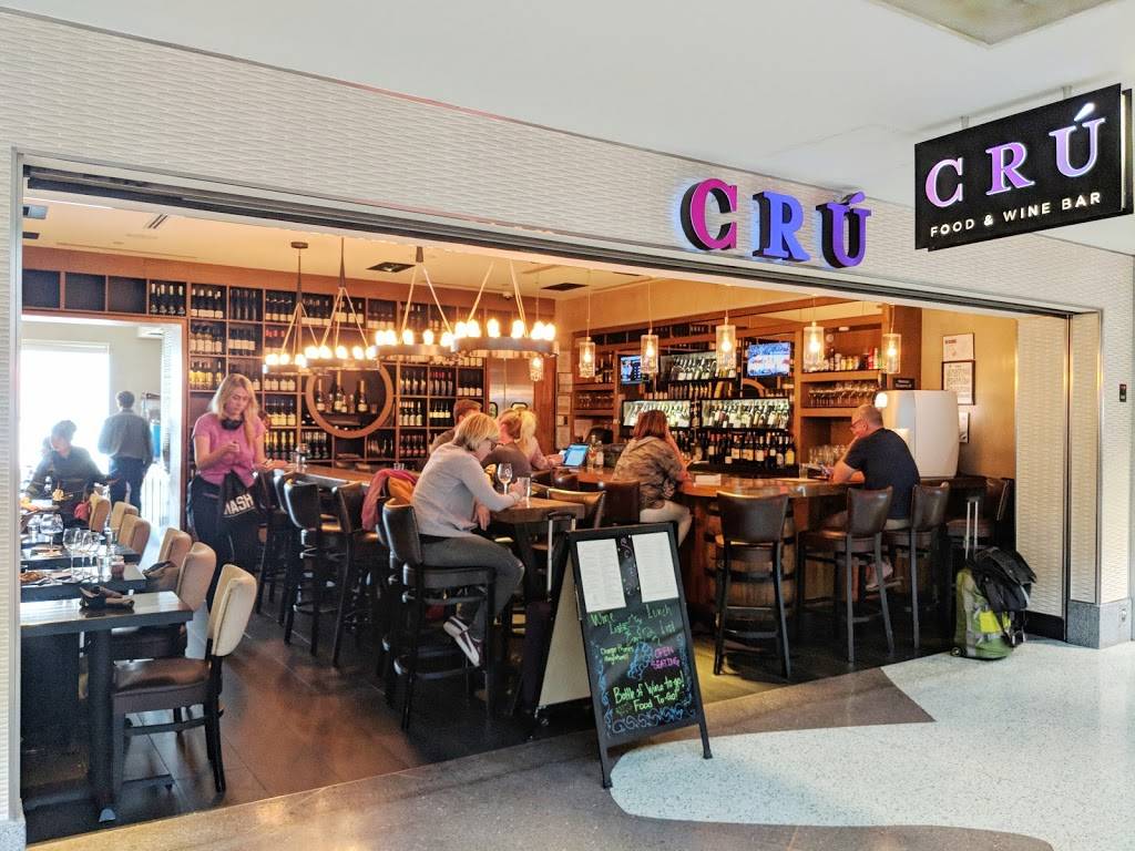 CRÚ Food & Wine Bar | restaurant | 8500 Peña Blvd, Denver, CO 80249, USA | 3033426669 OR +1 303-342-6669