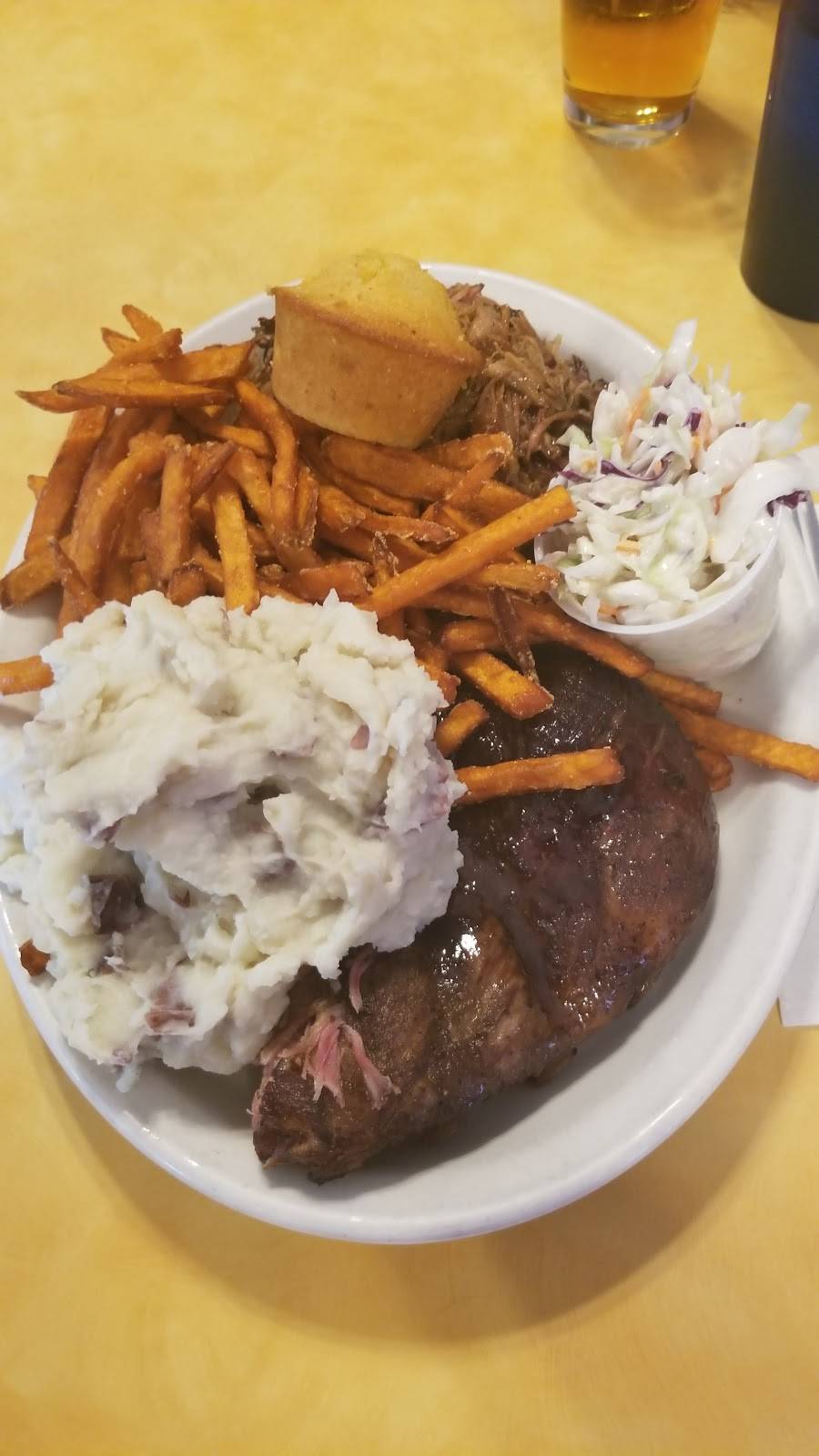 Holy Smoke | restaurant | 241 NY-6N, Mahopac, NY 10541, USA | 8456289795 OR +1 845-628-9795