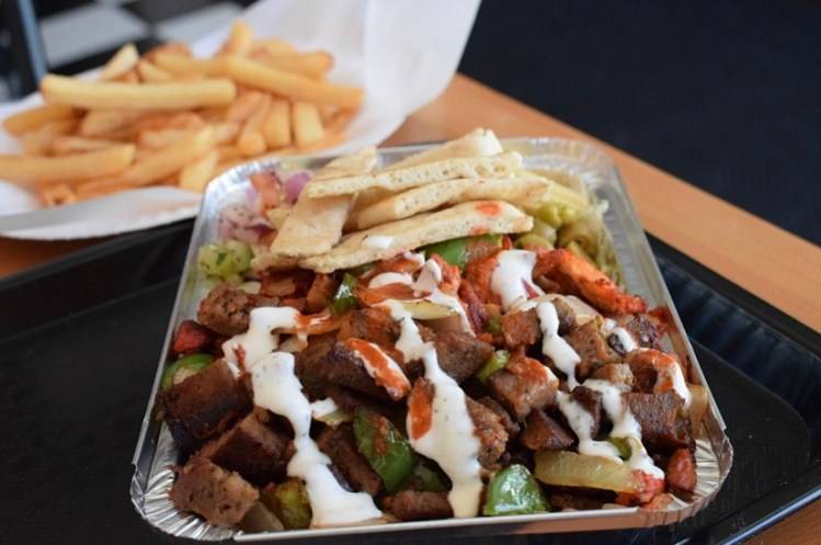 New Dorp food cart | restaurant | 2510B Hylan Blvd, Staten Island, NY 10306, USA | 9293288313 OR +1 929-328-8313