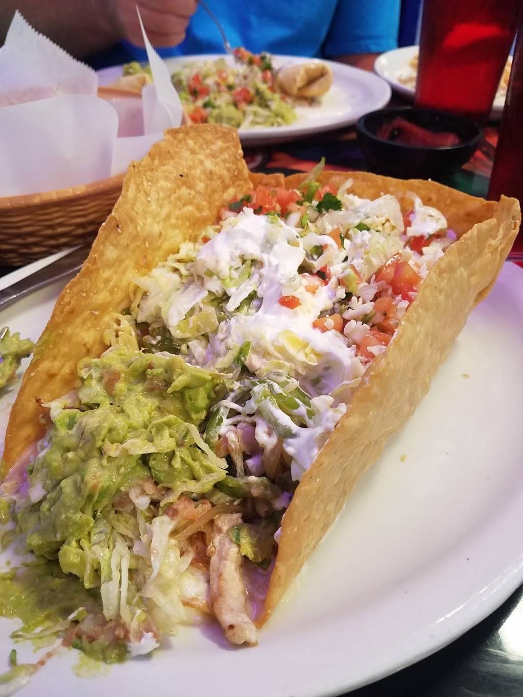 El Trio Mexican Restaurant | restaurant | 214 US-64, Alma, AR 72921, USA | 4796320248 OR +1 479-632-0248