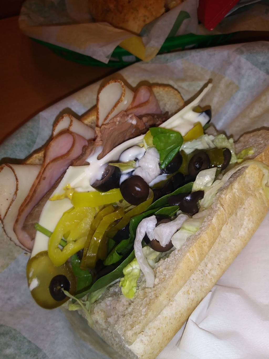 Subway Restaurants | restaurant | 7828 N 19th Ave #1, Phoenix, AZ 85021, USA | 6029956767 OR +1 602-995-6767