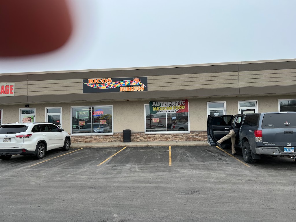 Ricos Burritos | restaurant | 113 Military Ave, Green Bay, WI 54303, USA | 9205440131 OR +1 920-544-0131