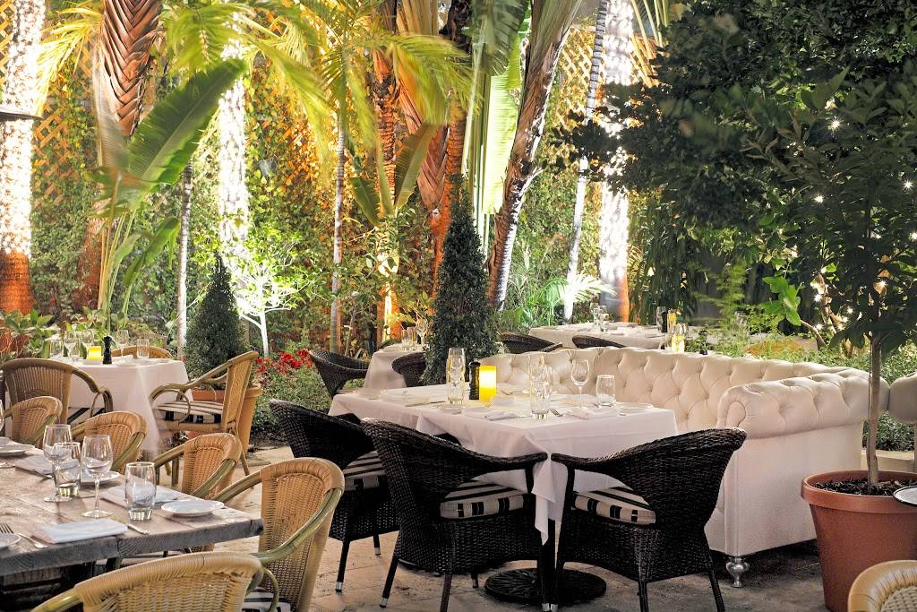 Villa Azur | restaurant | 309 23rd St, Miami Beach, FL 33139, USA | 3057638688 OR +1 305-763-8688