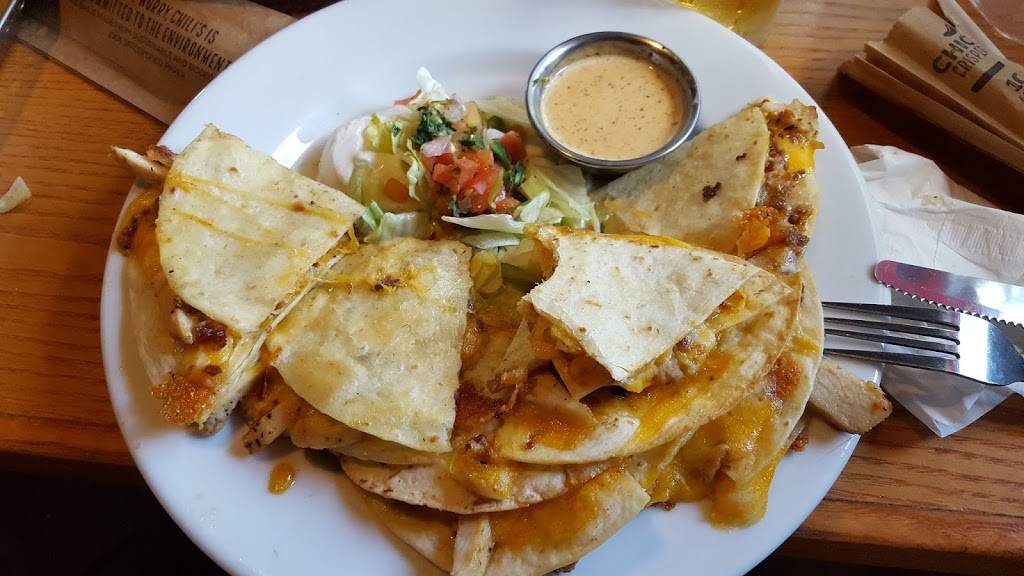 Chilis Grill & Bar | restaurant | 1460 Towne Lake Pkwy, Woodstock, GA 30189, USA | 7705927676 OR +1 770-592-7676