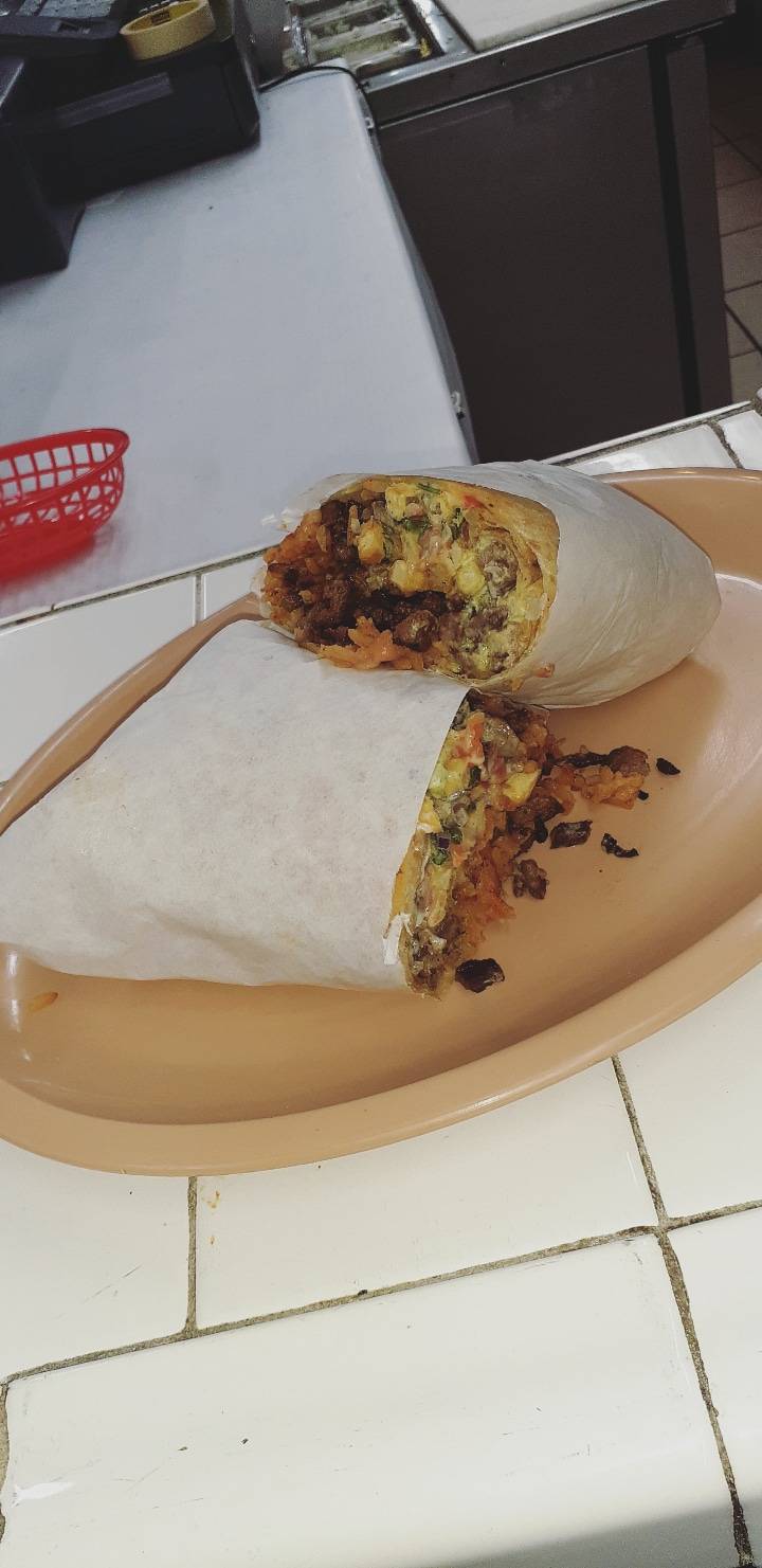 Tacos El Chiquilin | restaurant | 1685 S 43rd St, San Diego, CA 92113, USA | 6196224060 OR +1 619-622-4060