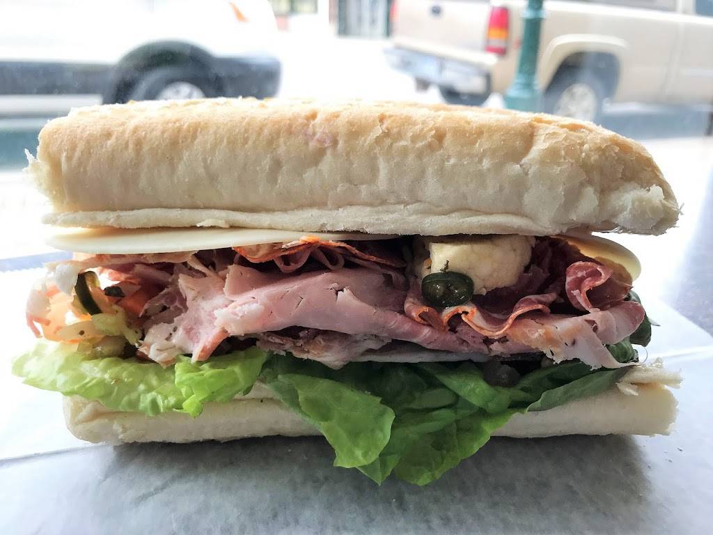 Parkside Deli | cafe | 313 Howard St, Petoskey, MI 49770, USA | 2313471620 OR +1 231-347-1620