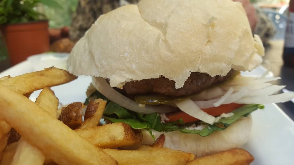 The Scruffy Duck Tap, Grill & Music House | restaurant | 357 Main St, Schomberg, ON L0G 1T0, Canada | 9059397772 OR +1 905-939-7772