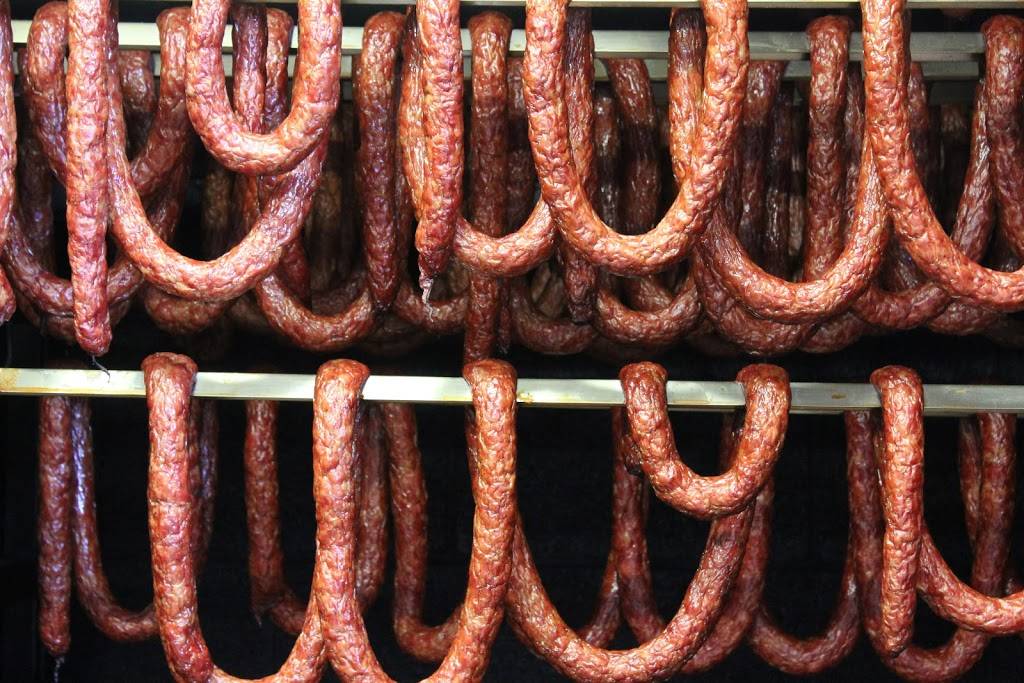 Johnsons Boucaniere | restaurant | 1111 St John St, Lafayette, LA 70501, USA | 3372698878 OR +1 337-269-8878