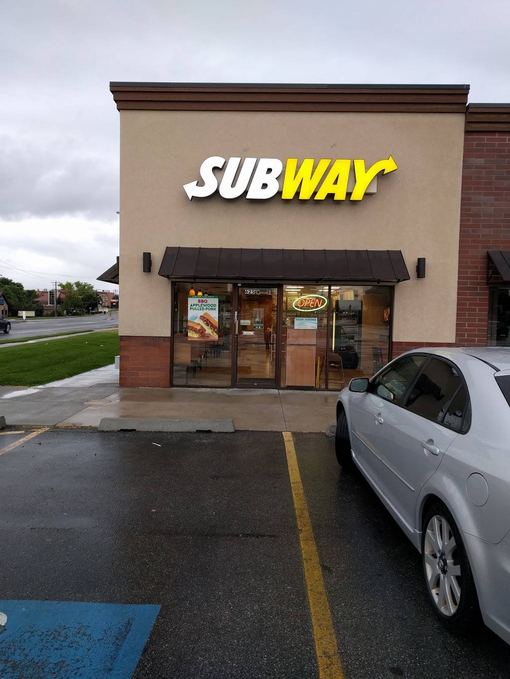 Subway | meal takeaway | 625 W 5300 S Unit A, Murray, UT 84123, USA | 8012625697 OR +1 801-262-5697