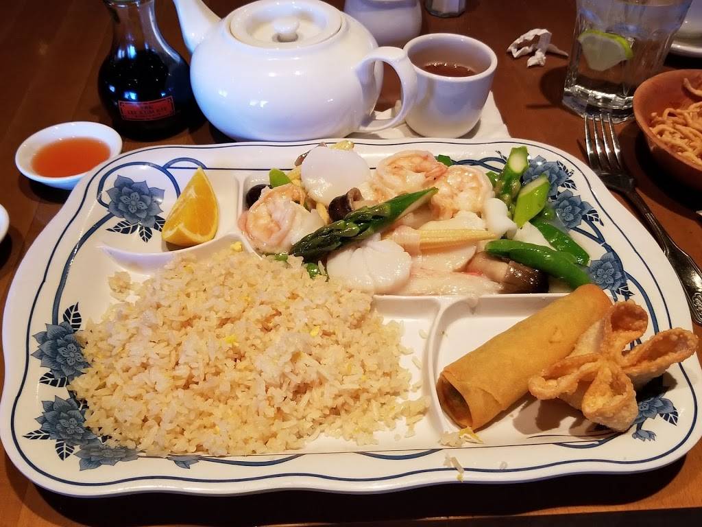 Hoongs Palace | restaurant | 10333 E Costilla Ave, Englewood, CO 80112, USA | 3037925528 OR +1 303-792-5528