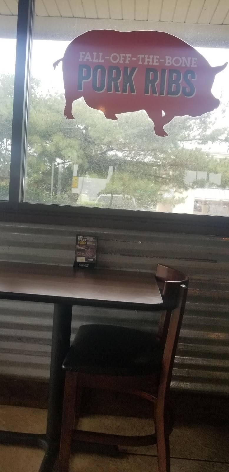 Dickeys Barbecue Pit | meal delivery | 600 S, Rte 291, Liberty, MO 64068, USA | 8164296005 OR +1 816-429-6005