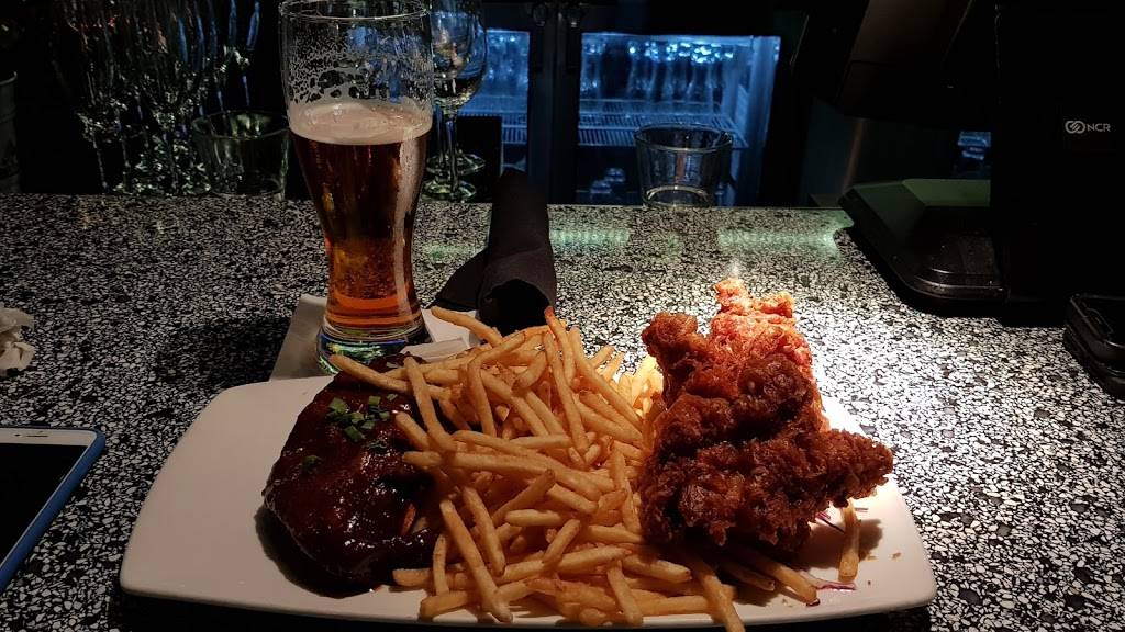 Public House Downtown | restaurant | 1132 16th St, Sacramento, CA 95814, USA | 9164460888 OR +1 916-446-0888