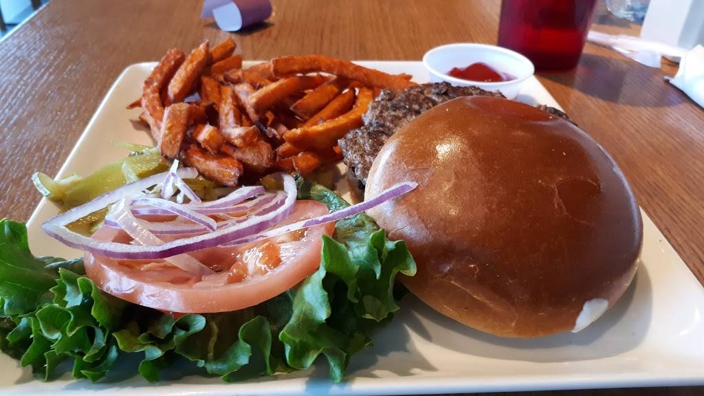 Mezza Mediterranean Grille | restaurant | Near Gate A54, McNamara Terminal, 2588, Worldgateway Pl, Detroit, MI 48242, USA | 7344425768 OR +1 734-442-5768