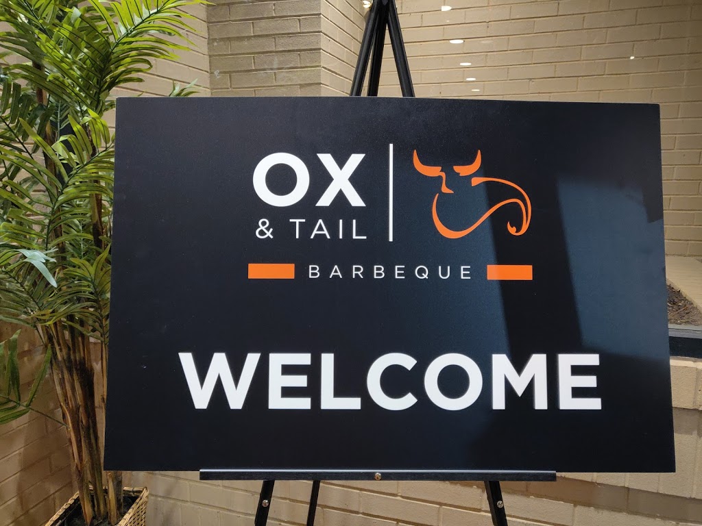 Ox & Tail BBQ | restaurant | 233 E Roosevelt Rd, Lombard, IL 60148, USA | 6304269471 OR +1 630-426-9471