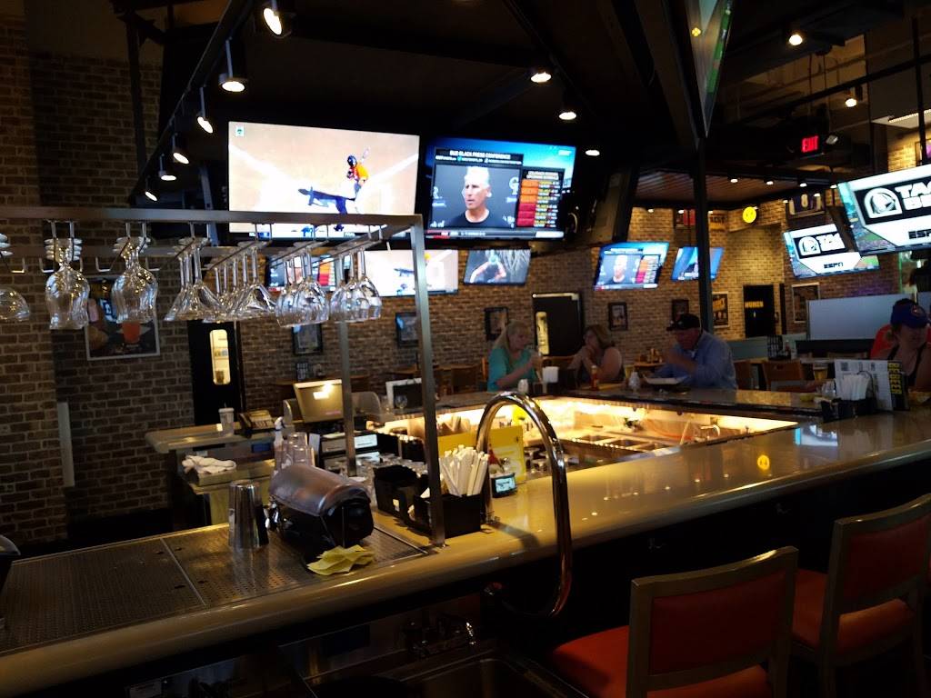 Buffalo Wild Wings | restaurant | 1537 Lower Sacramento Rd #110, Lodi, CA 95242, USA | 2093651693 OR +1 209-365-1693