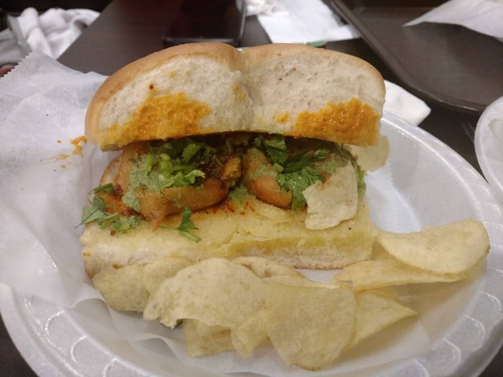 Country Oven | restaurant | 2501 McNair Farms Dr #8, Herndon, VA 20171, USA | 7037932253 OR +1 703-793-2253