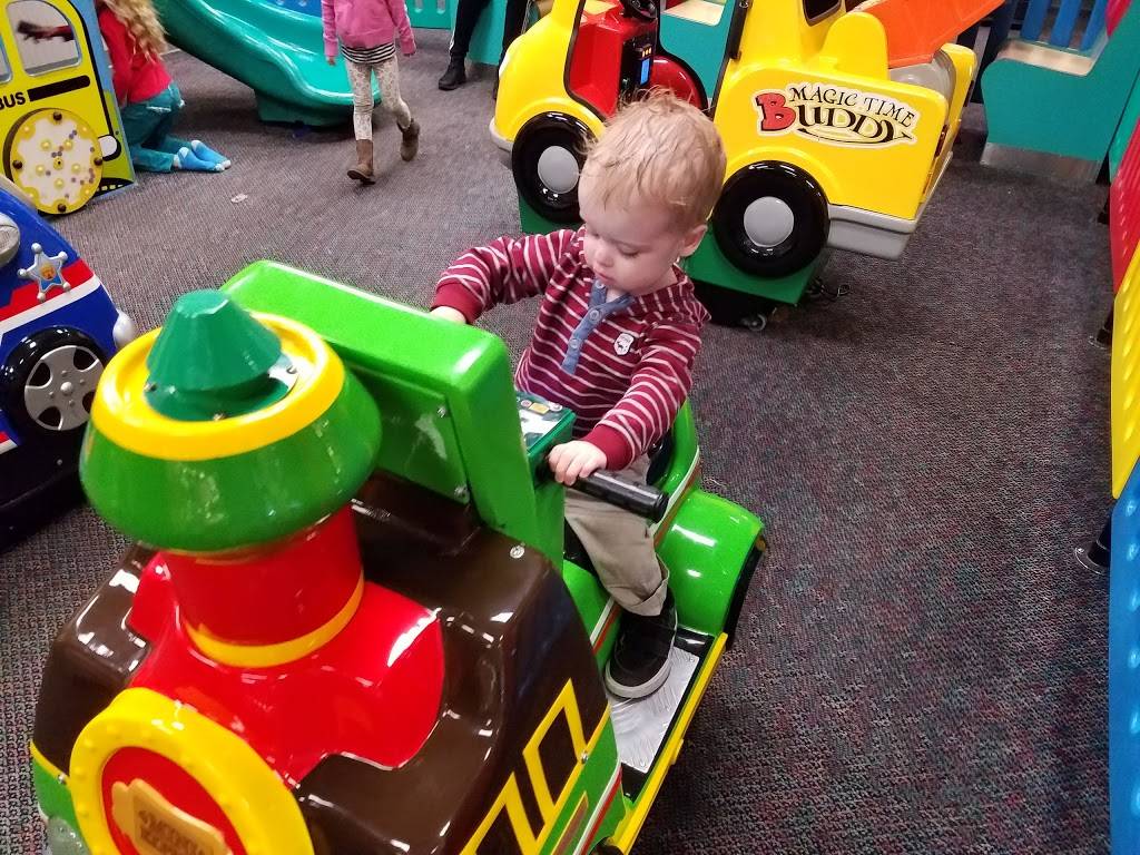 Chuck E. Cheese | restaurant | 14005 E Exposition Ave, Aurora, CO 80012, USA | 3033667196 OR +1 303-366-7196