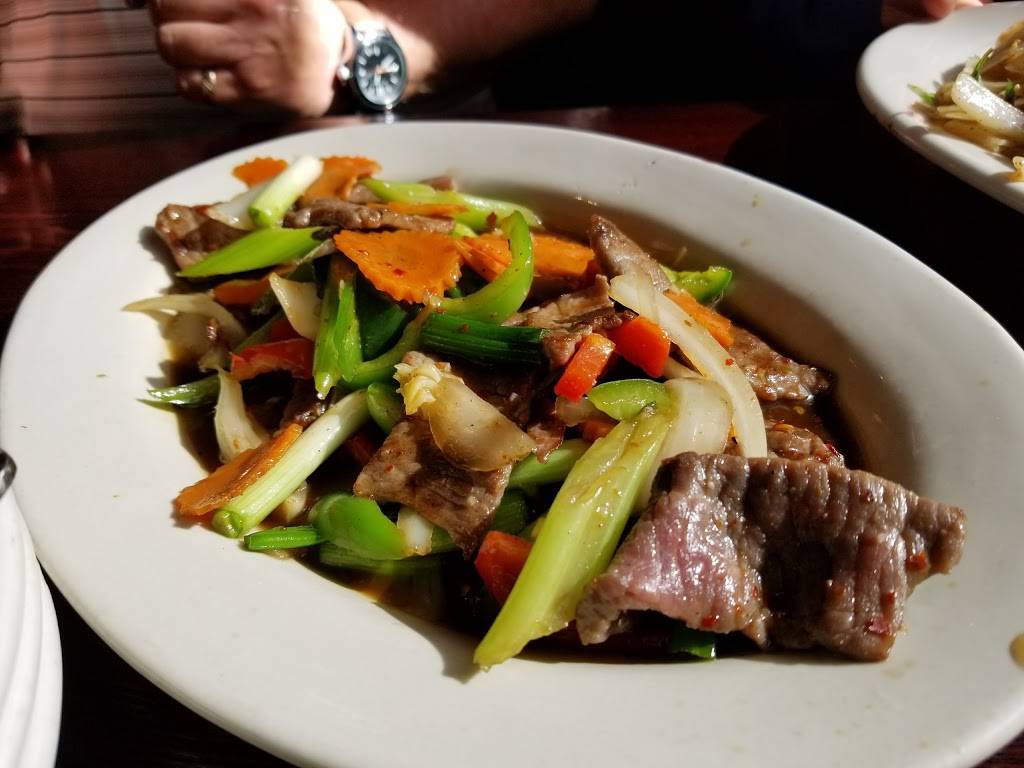 Sams Bann Thai | restaurant | 4073, 3203 Mission Inn Avenue, Riverside, CA 92507, USA | 9517427694 OR +1 951-742-7694