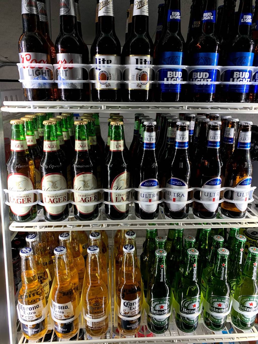 Darna Hookah Cafe | cafe | 8484 Palm Pkwy, Orlando, FL 32836, USA | 4073342354 OR +1 407-334-2354