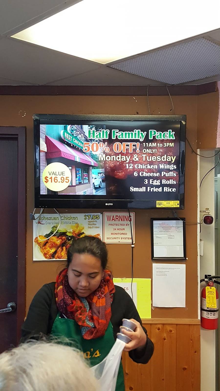 Coras Best Chicken Wings | restaurant | 1143 Payne Ave, St Paul, MN 55130, USA | 6126430020 OR +1 612-643-0020