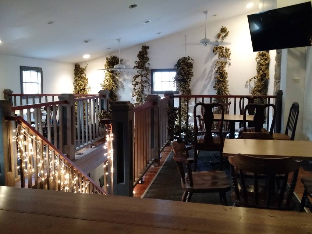 Hop Garden Brewery Tap Room | restaurant | 6889 Canal St, Belleville, WI 53508, USA | 6086366229 OR +1 608-636-6229