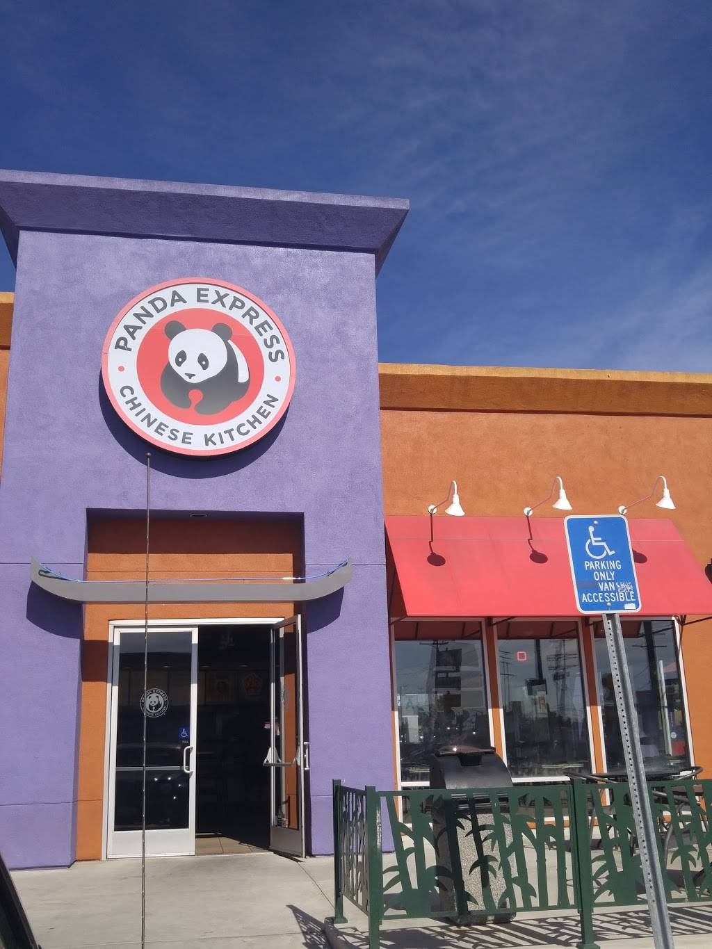Panda Express | meal takeaway | 15303 Roscoe Blvd, Van Nuys, CA 91402, USA | 8188918480 OR +1 818-891-8480