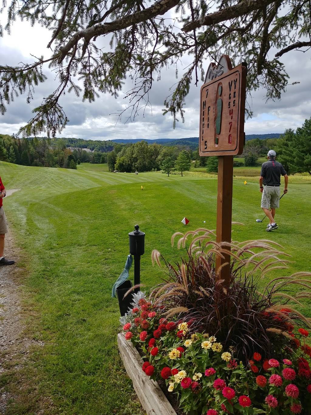 Golf Mont Cascades | restaurant | 915 Chemin du Mont-des-Cascades, Cantley, QC J8V 3B2, Canada | 8194592980 OR +1 819-459-2980